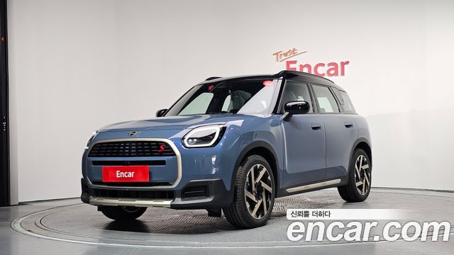 2026 Mini Countryman, VIN WMW21GA08T7V44218