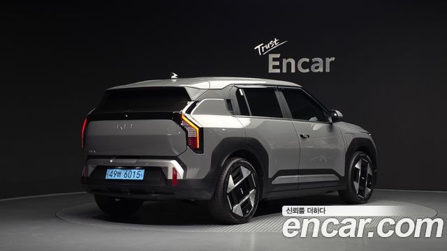 2025 Kia EV3, VIN KNAFB81AFSS002612