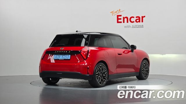 2024 Mini Cooper, VIN WMW21GC02RTA42806