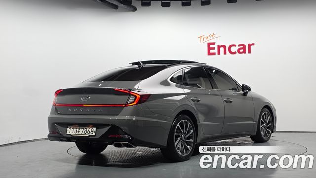2020 Hyundai Sonata, VIN KMHL3412BLA092547