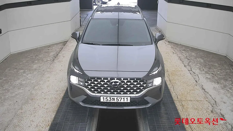 2021 Hyundai Santa Fe, VIN KMHS281HGMU332810