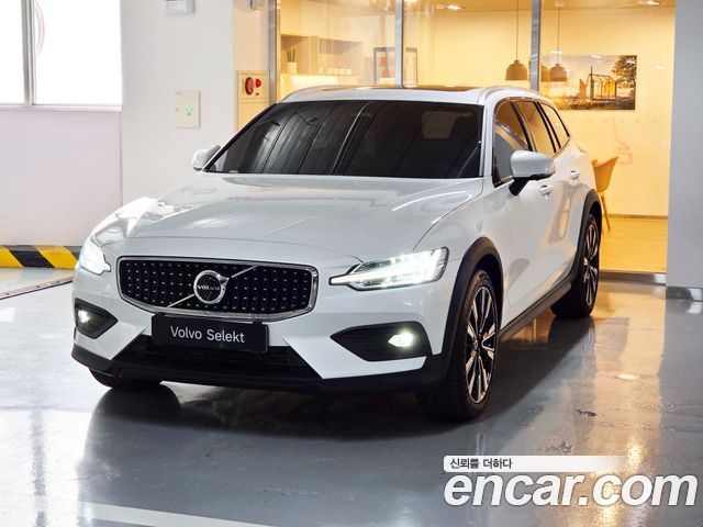 2025 Volvo V60, VIN YV1ZZL120S2149265