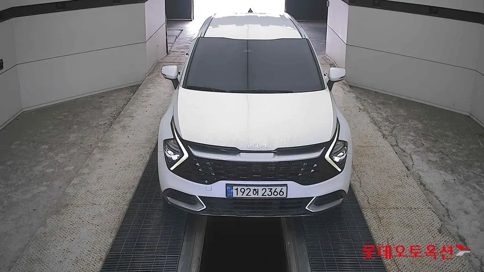 2023 Kia Sportage, VIN KNAPV81GBPK047065