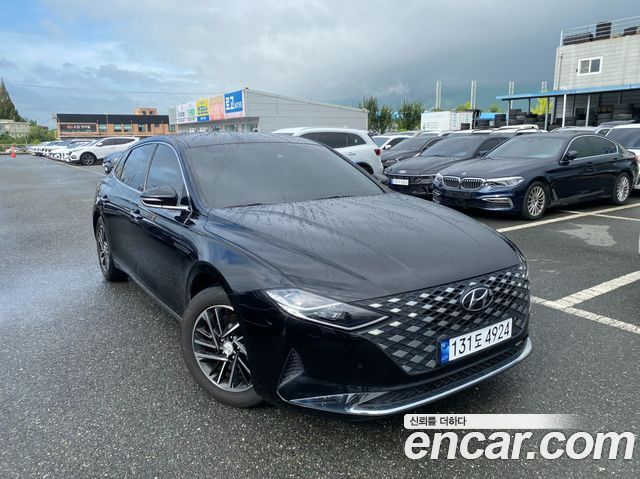 2022 Hyundai Grandeur, VIN KMHF241NBNA479733