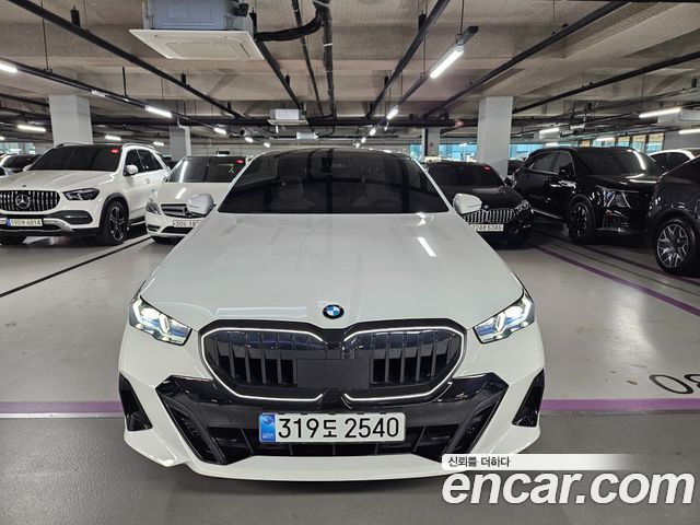 2026 BMW 5-Series, VIN WBA21FJ01TCW49989