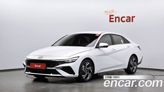 2024 Hyundai Avante, VIN KMHLR41EERU555777