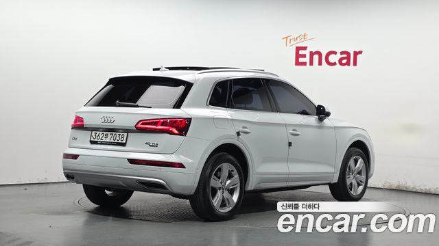 2020 Audi Q5, VIN WAUZZZFY3L2072718