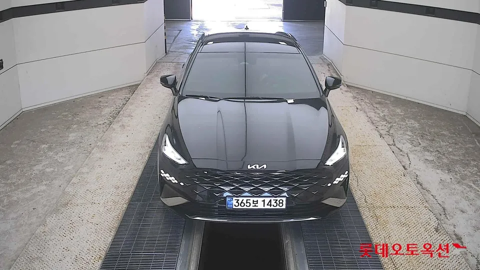 2023 Kia K8, VIN KNAM2411BPA030027
