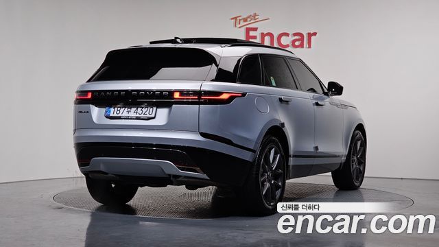 2025 Land Rover Range Rover Velar, VIN SALYA2BU171771717