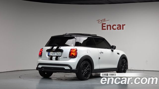 2024 Mini Cooper, VIN WMW41DH07R2V37926