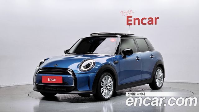 2022 Mini Cooper, VIN WMW41DK04N2S28935