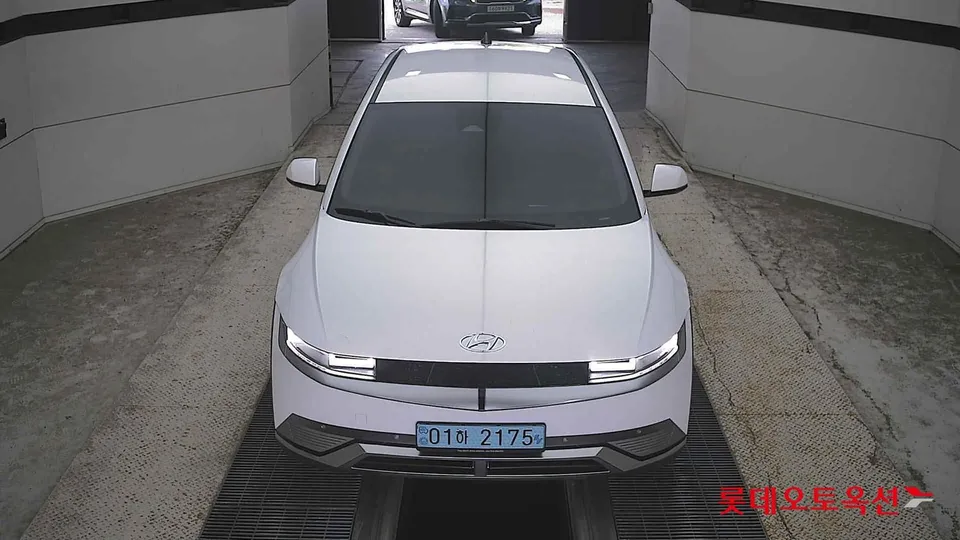 2022 Hyundai Ioniq 5, VIN KMHKR81AFNU088570
