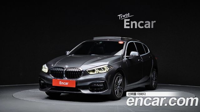 2021 BMW 1-Series, VIN WBA7L7100M7J57650