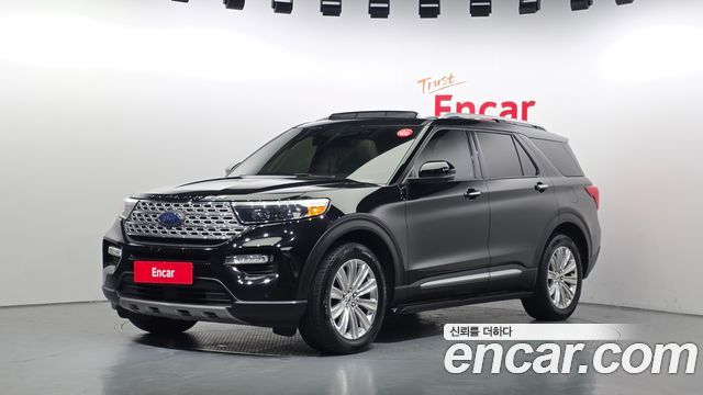 2021 Ford Explorer, VIN 1FMSK8FH5MGC34240