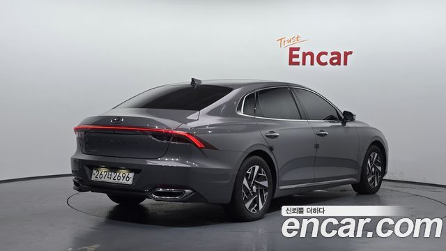 2022 Hyundai Grandeur, VIN KMHF1413BNA141159