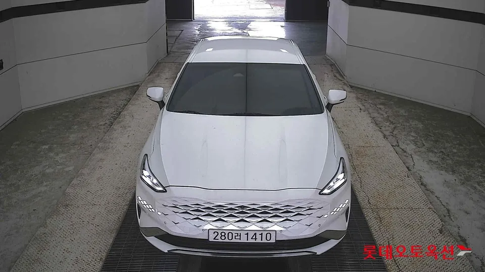 2022 Kia K8, VIN KNAM241BBNA007323