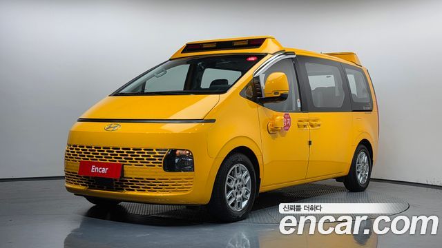 2025 Hyundai Staria, VIN KMJYB373BSU205676