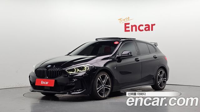 2022 BMW 1-Series, VIN WBA7L7106N7K13141
